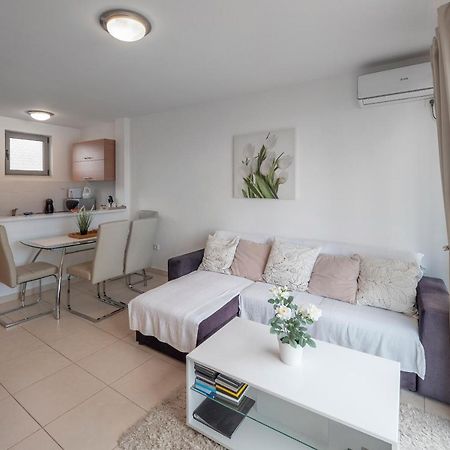 Sea View Two Bedroom Family Apartment With Pool - Sunset Ivanovici Becici  Exterior photo